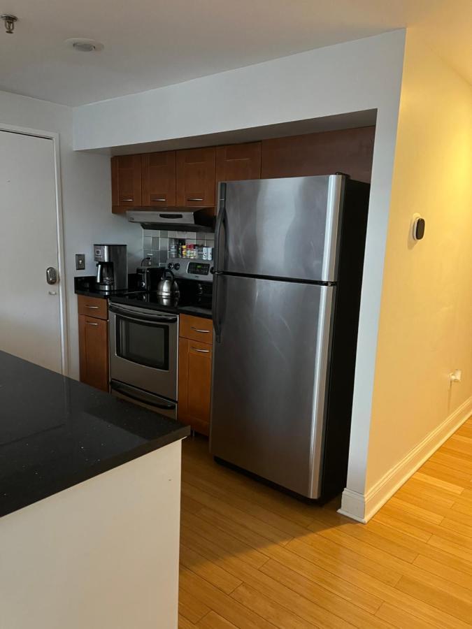 Full Loft Near Omni Apartment