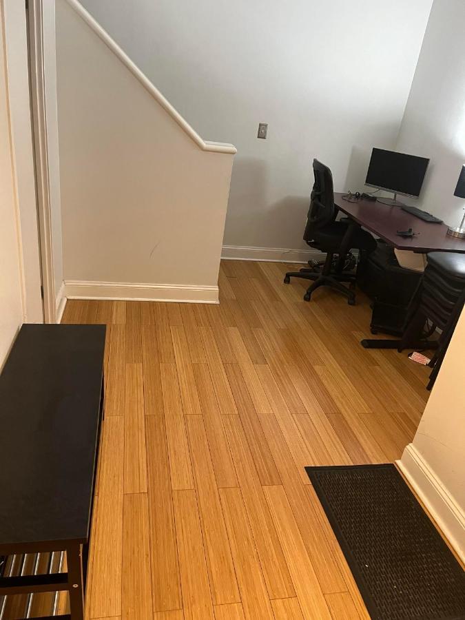 Full Loft Near Omni Apartment