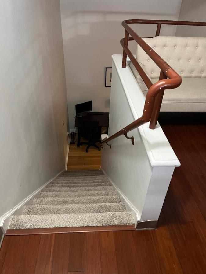 Full Loft Near Omni